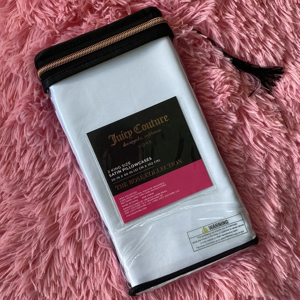 🤍Juicy Couture Set of 2 King Size Satin Pillowcases
